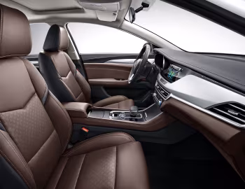 Интерьер Changan Eado EV460 '2018–н.в.