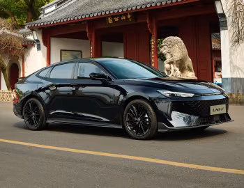 Changan UNI-V '2024–н.в.