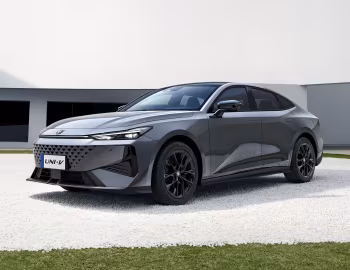 Changan UNI-V '2024–н.в.