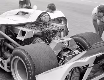 Під капотом Chaparral 2H '1969