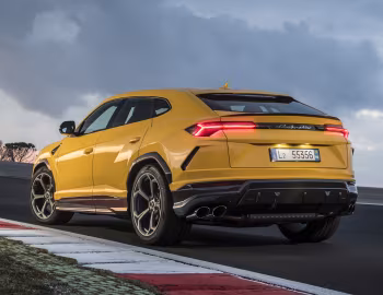 Lamborghini Urus Shiny Black Package '2018–22