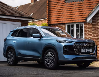Chery Tiggo 8 [UK-spec] '2025–pr.