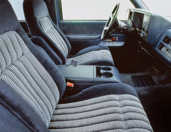 Interior 1992–93 Chevrolet 1500 Suburban (GMT400)
