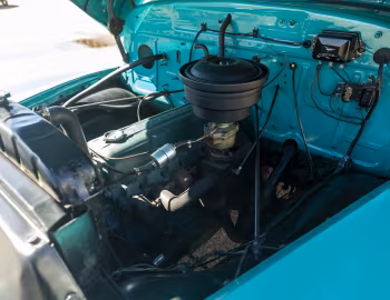 Bajo el capó 1954 Chevrolet 3100 Pickup Truck (H-3104) '12.1953–54