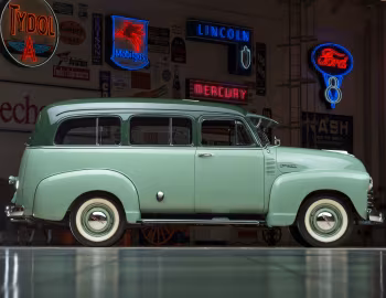 1952 Chevrolet 3100 Suburban (KP-3116) '1951–52
