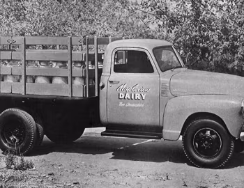 1948 Chevrolet 3800 Stake Truck (FS-3809)