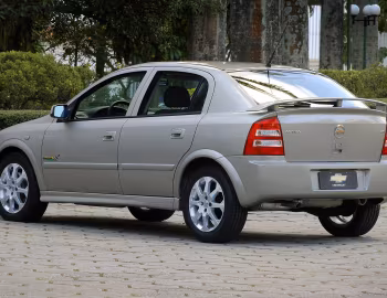 Chevrolet Astra 5-door '2003–11