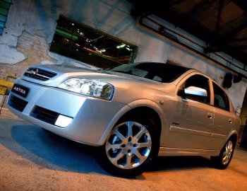 Chevrolet Astra 5-door '2003–11