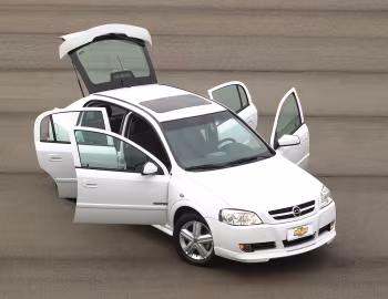 Chevrolet Astra GSi 16V 5-door '2003–05