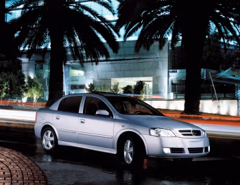Chevrolet Astra Sedan '2003–11