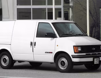 Chevrolet Astro Cargo Van [EU-spec] '1985–94