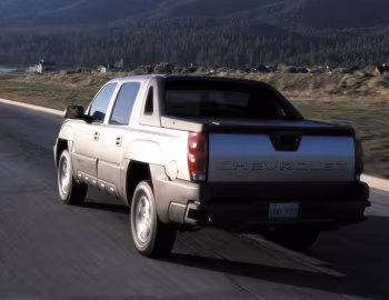 2002–06 Chevrolet Avalanche [North America] (GMT800) '09.2001–03.2006