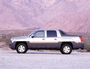 2002–06 Chevrolet Avalanche [North America] (GMT800) '09.2001–03.2006