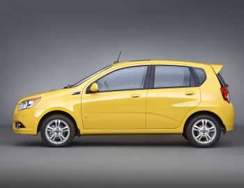 2009–11 Chevrolet Aveo5 LT [North America] (T250) '2008–11