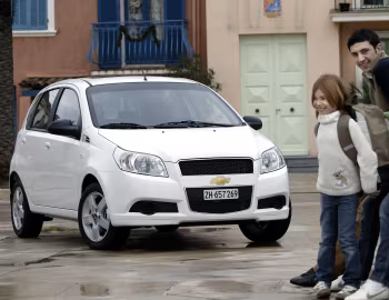 Chevrolet Aveo 5-door (T250) '2008–11