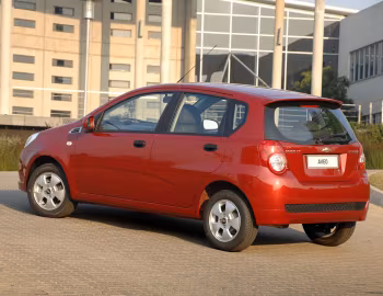 Chevrolet Aveo 5-door [South Africa] (T250) '2008–16