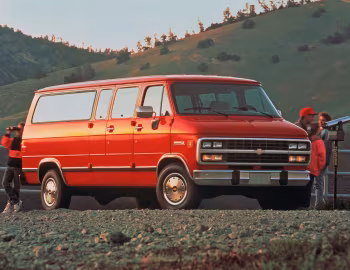 1993–95 Chevrolet G30 Beauville Pkg.