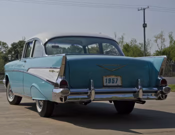 1957 Chevrolet Bel Air 2-door Sedan (2402-1011D)