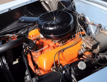 Bajo el capó 1958 Chevrolet Bel Air Impala Convertible (1867)