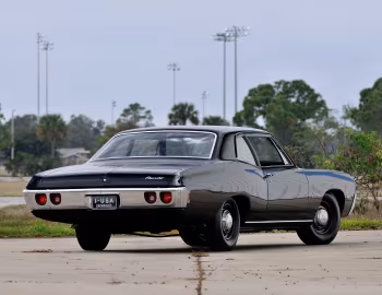 1968 Chevrolet Biscayne L72 427/425 HP 2-door Sedan (154 11)