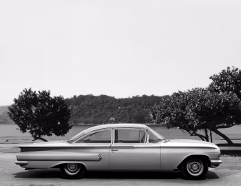 1960 Chevrolet Biscayne 2-door Sedan (1111/1211)