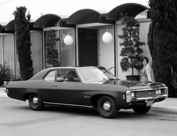 1969 Chevrolet Biscayne 2-door Sedan (15311)