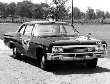 1966 Chevrolet Biscayne 2-door Sedan Police Car (15411)