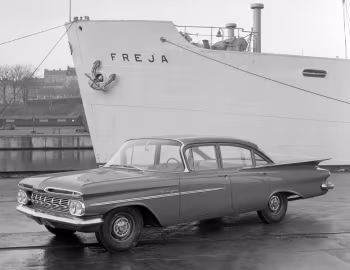 1959 Chevrolet Biscayne 4-door Sedan (1119/1219)