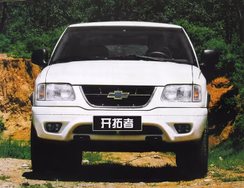 Chevrolet Blazer DLX [China] '12.2000–02.2004