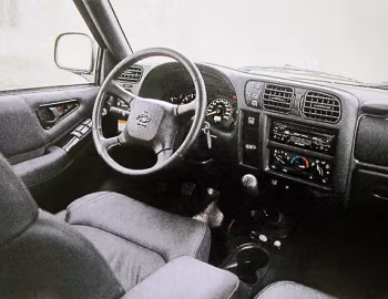 Interior Chevrolet Blazer DLX [China] '12.2000–02.2004