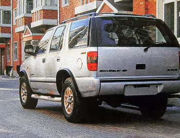 Chevrolet Blazer DLX [China] '12.2000–02.2004