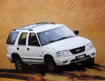 Chevrolet Blazer DLX [China] '12.2000–02.2004