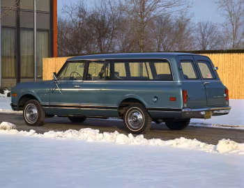 1970 Chevrolet C10 Custom Suburban (CE-10906) '1969
