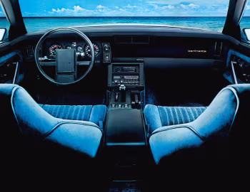 Panel frontal 1982–84 Chevrolet Camaro Berlinetta