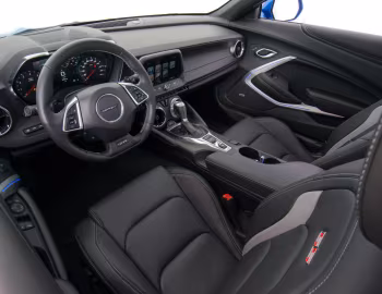 Интерьер Chevrolet Camaro SS [Latam] '2016–18