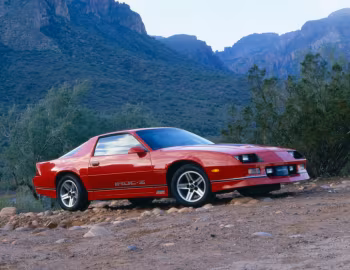 1986 Chevrolet Camaro Z28 IROC-Z (1FP87)