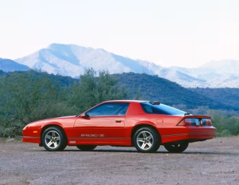 1986 Chevrolet Camaro Z28 IROC-Z (1FP87)