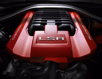 Bajo el capó 2012–13 Chevrolet Camaro ZL1 '2012–13