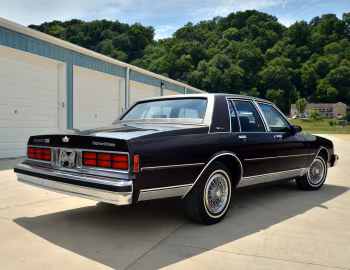 1987–90 Chevrolet Caprice Classic Brougham (1B U69)