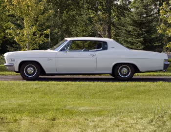 1966 Chevrolet Caprice Custom Coupe (16647)