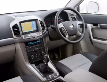 Interior Chevrolet Captiva [UK-spec] '2011–14