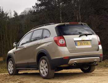 Chevrolet Captiva [UK-spec] '2006–11