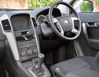 Interior Chevrolet Captiva [UK-spec] '2006–11