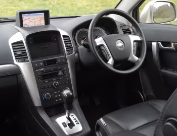 Interior Chevrolet Captiva [UK-spec] '2006–11