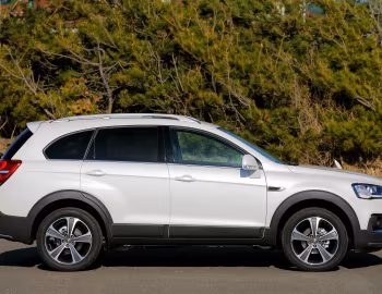 Chevrolet Captiva [Japan] '12.2015–18