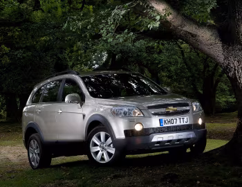Chevrolet Captiva [UK-spec] '2006–11
