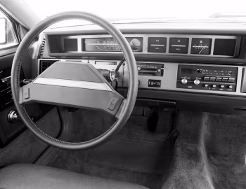 Panel frontal 1982–85 Chevrolet Celebrity Sedan (W19)