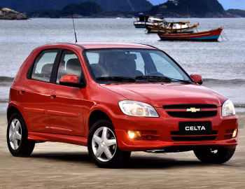 Chevrolet Celta 5-door '2011–13