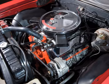 Bajo el capó 1965 Chevrolet Chevelle Malibu SS 396 Z16 Sport Coupe (13837)