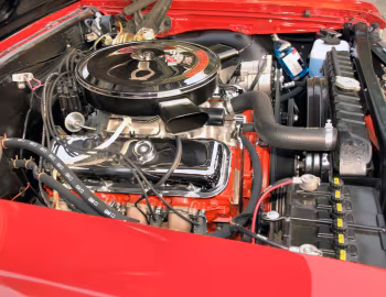 Bajo el capó 1965 Chevrolet Chevelle Malibu SS 396 Z16 Sport Coupe (13837)